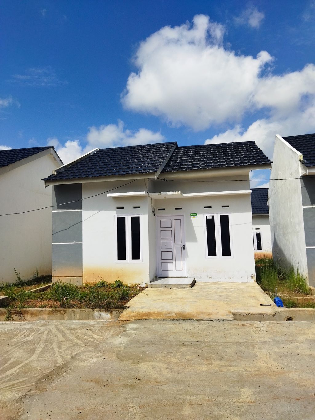 foto tampak rumah tipe Standar perumahan BERKAH REGENCY 2 PENGEMBANGAN