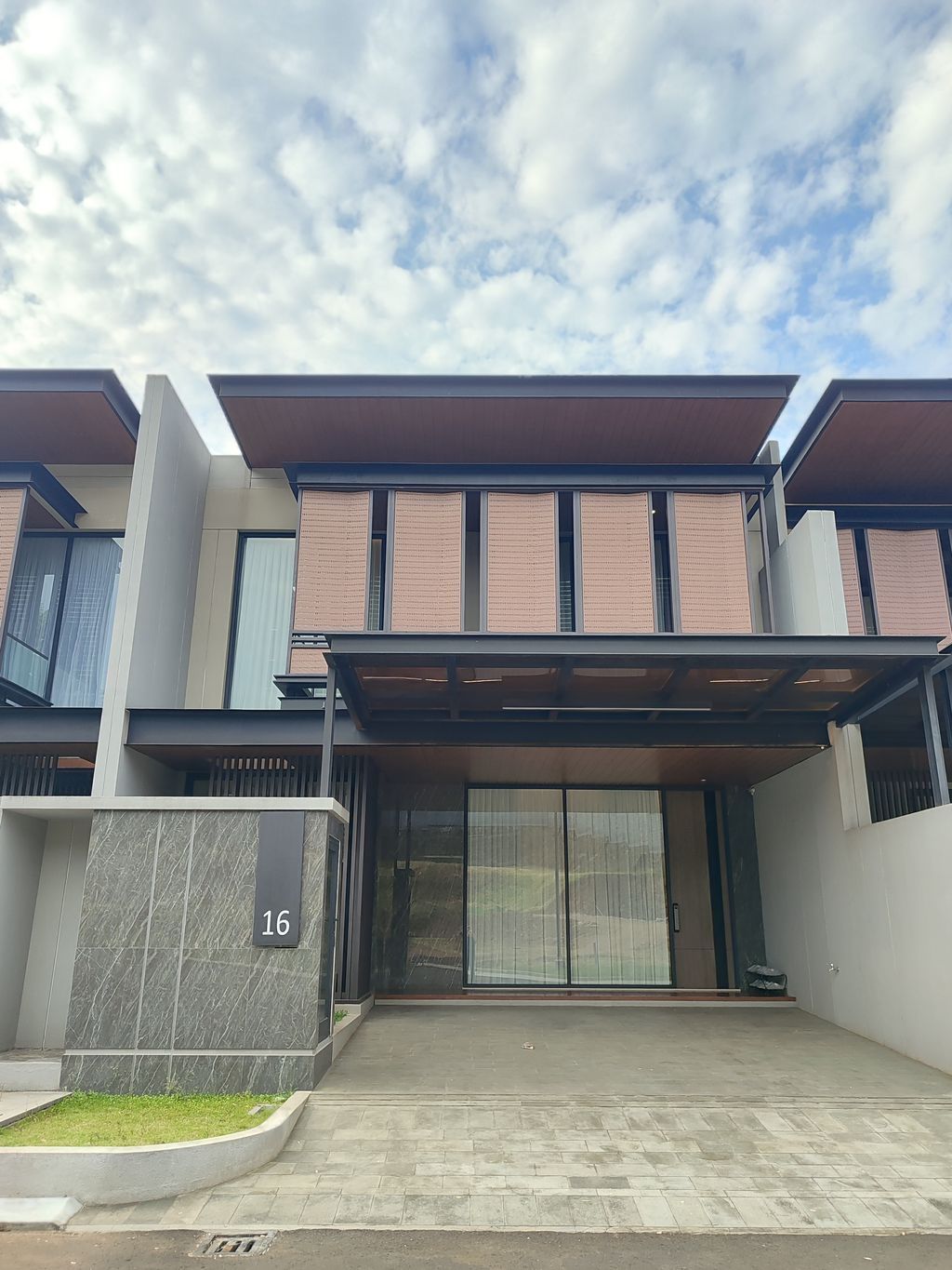 foto contoh rumah perumahan GREENWICH HILL