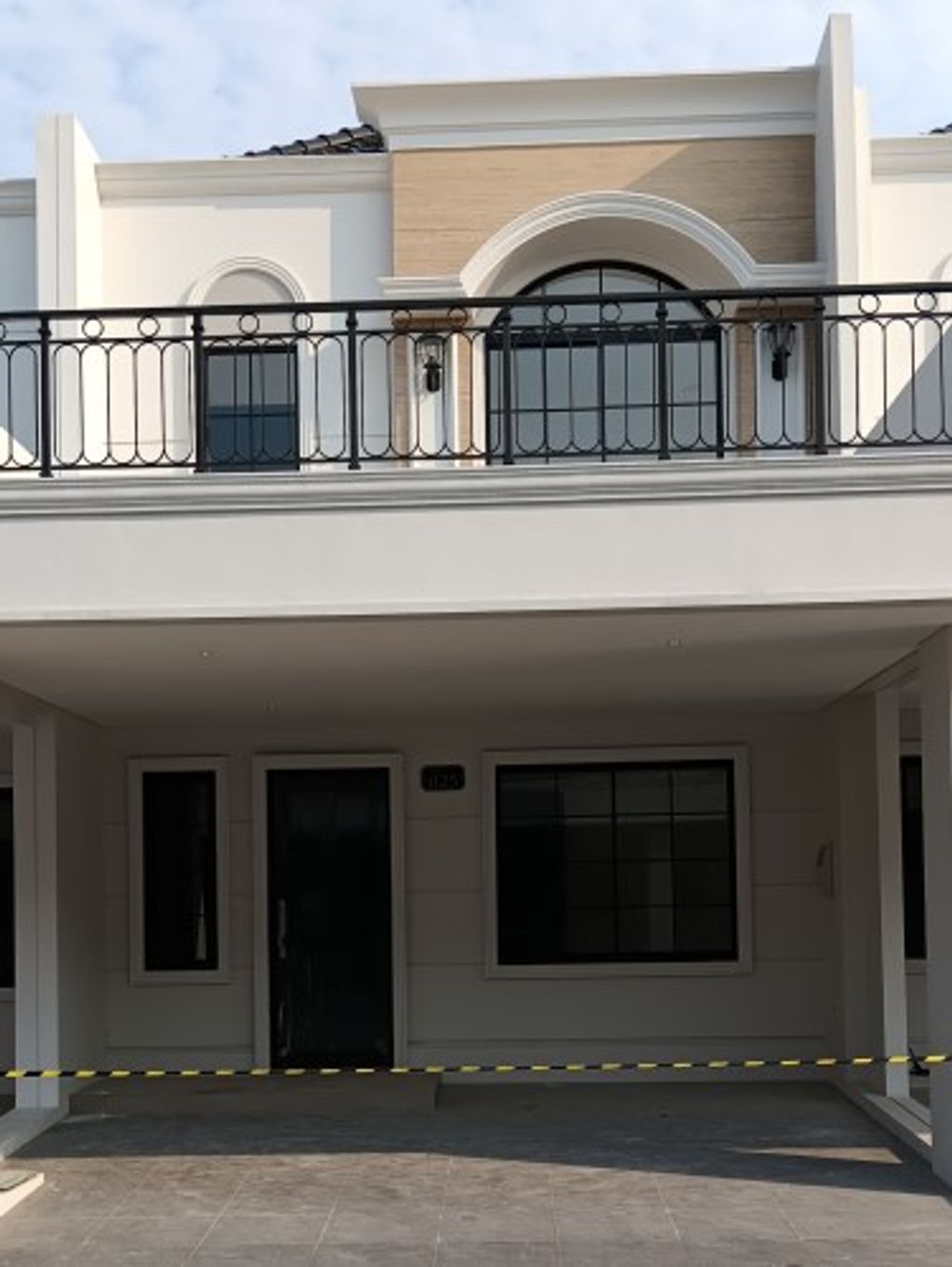 foto tampak rumah tipe KENCANA HOEK perumahan Cluster Bukit Nirmala