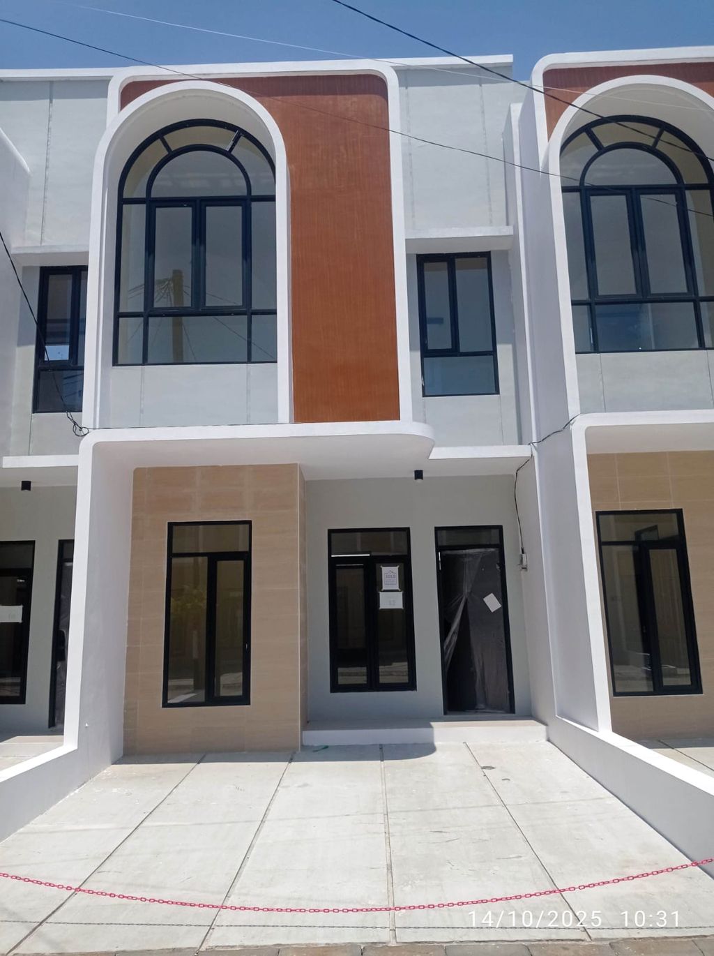 foto tampak rumah tipe 43 Compact 3 Kamar HC (485) perumahan G-Land Ciwastra Park 2