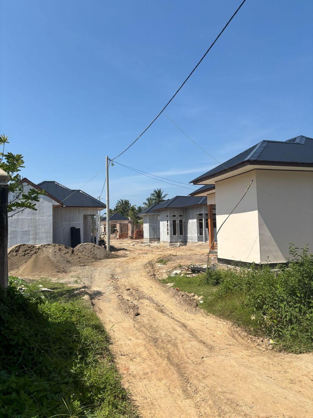 foto gerbang perumahan KOMTAR RESIDENCE MIRUEK TAMAN 2