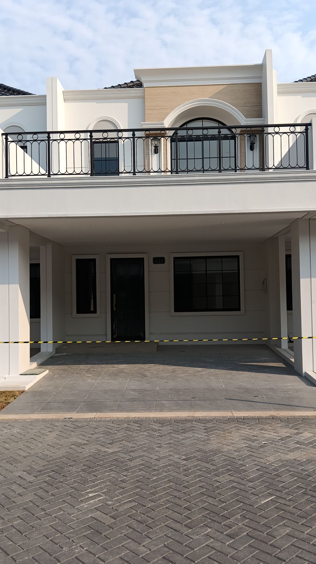 foto tampak rumah tipe KENCANA BADAN perumahan Cluster Bukit Nirmala