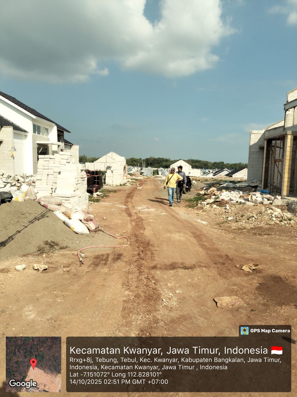 foto posisi tengah perumahan KOKOH CITY CLUSTER NIAS - EXT
