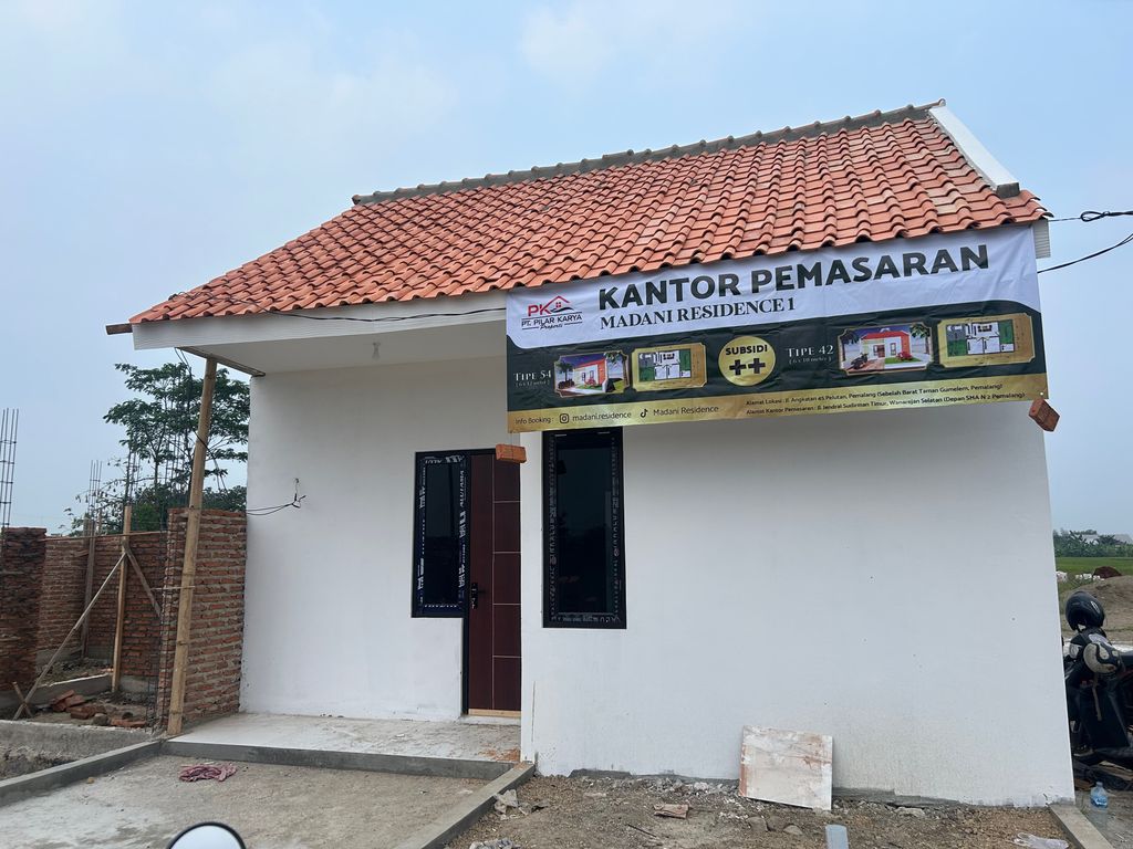 foto tampak rumah tipe 36/72 perumahan MADANI RESIDENCE 1