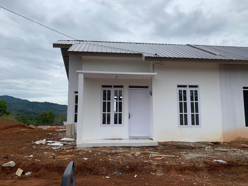 foto tampak rumah tipe 36 perumahan GRIYA DEVIN MANDIRI 3