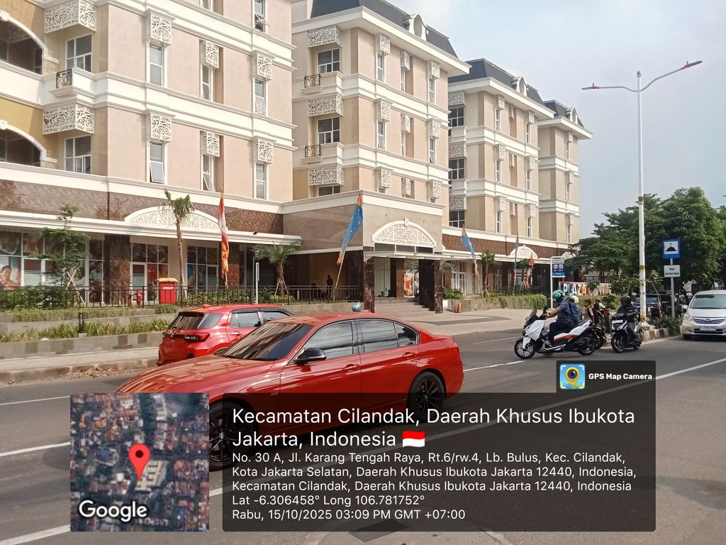 foto gerbang perumahan APPLE 3 CONDOVILLA