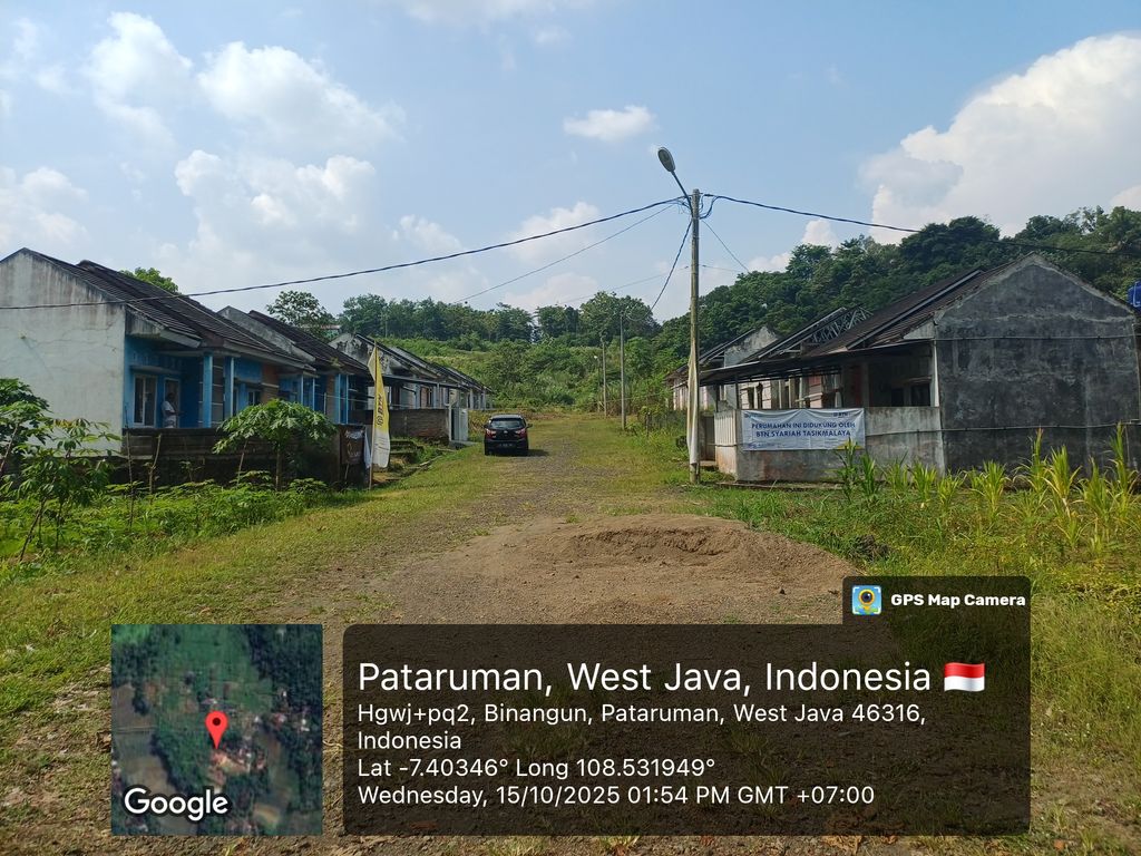 foto gerbang perumahan Puri Nadiva Asri