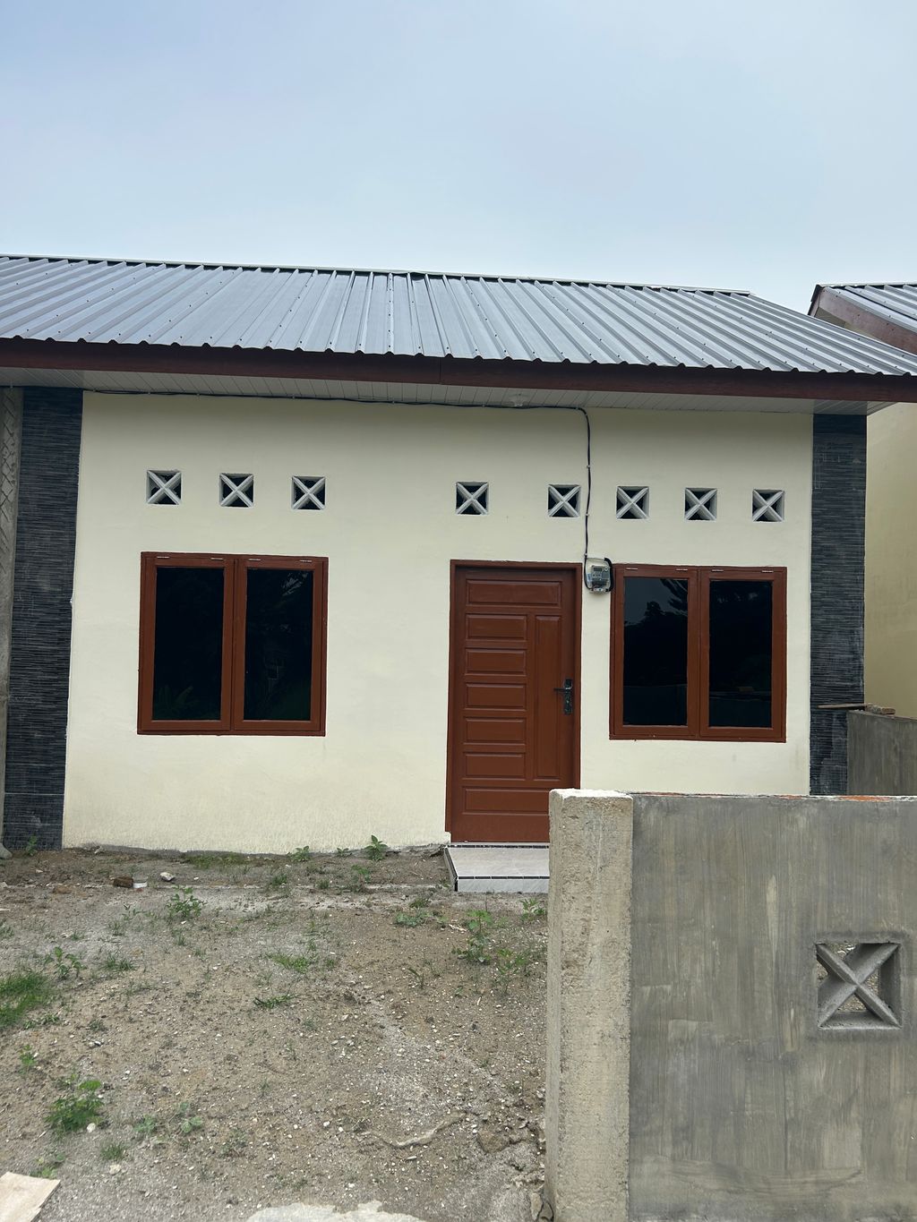 foto contoh rumah perumahan GRIYA TAMA 3