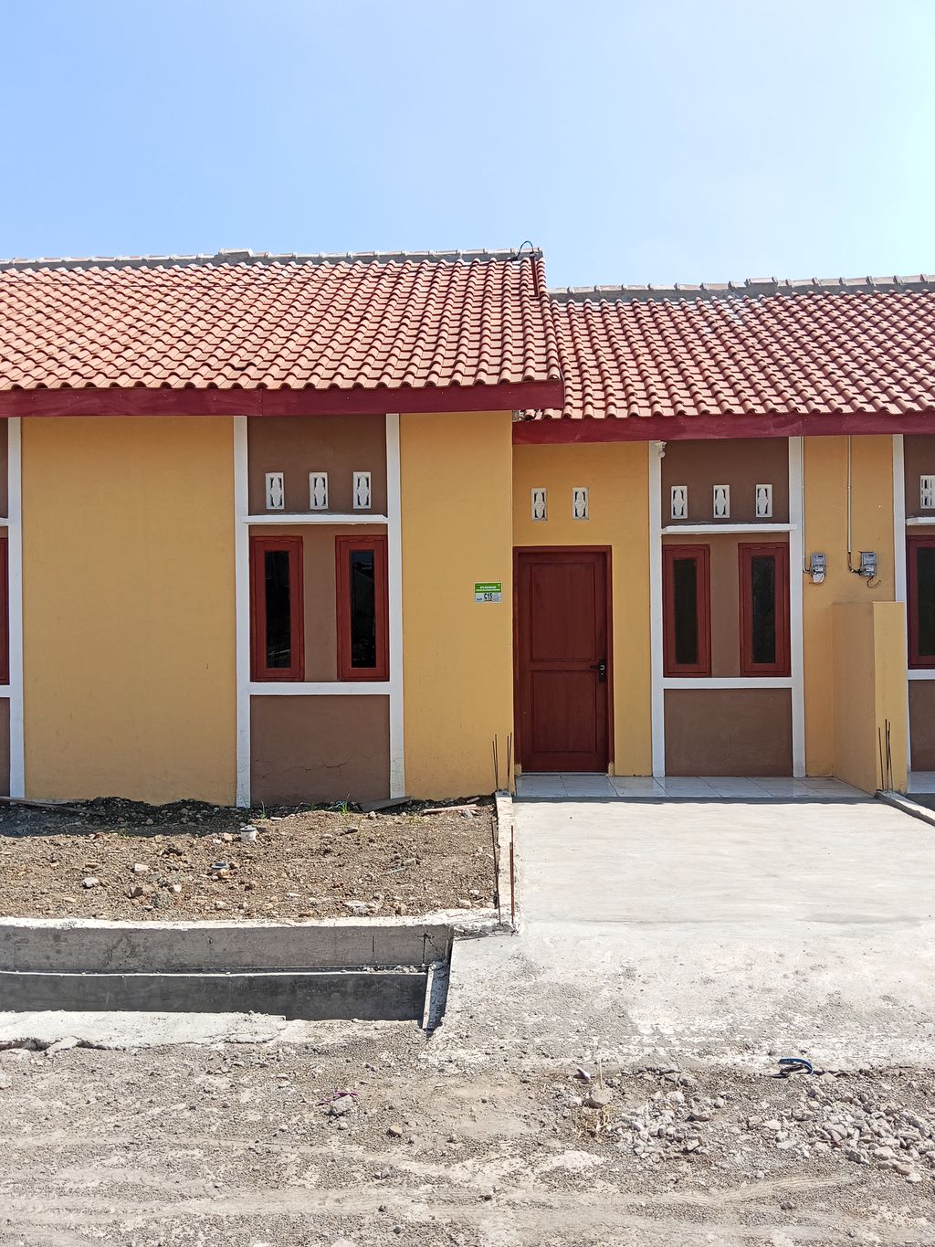 foto tampak rumah tipe 36/72 perumahan PEMALANG INDAH REGENCY 15