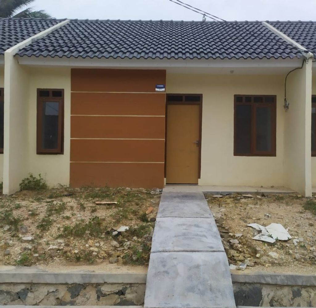 foto tampak rumah tipe 30/69 perumahan Kirana Cikarang