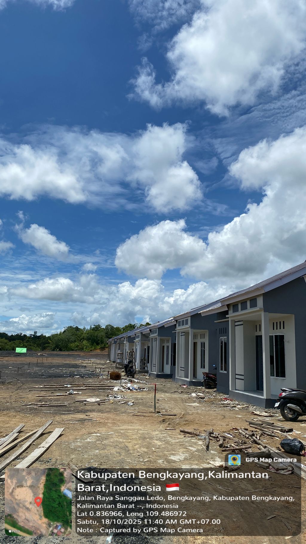 foto posisi tengah perumahan RESIDENCE KOTA BARU