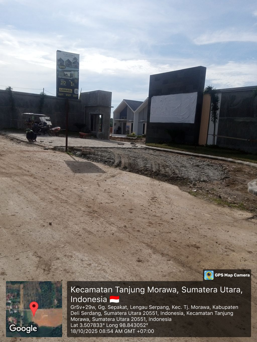 foto gerbang perumahan THE SCANDI 3