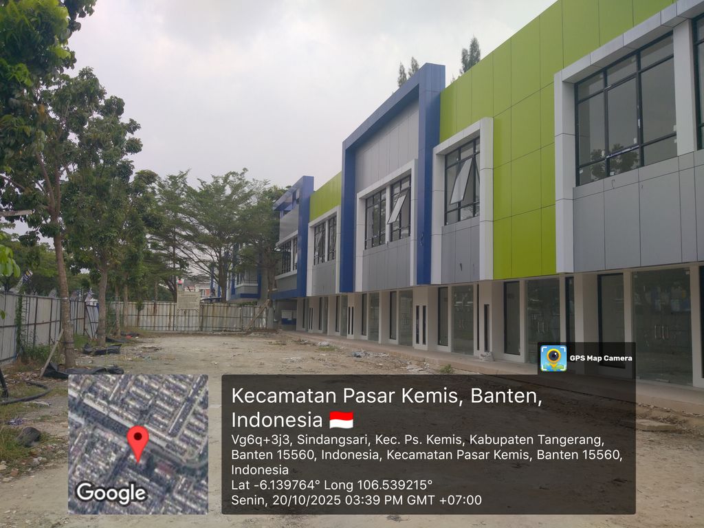 foto gerbang perumahan RUKO BATAVIA ARCADE