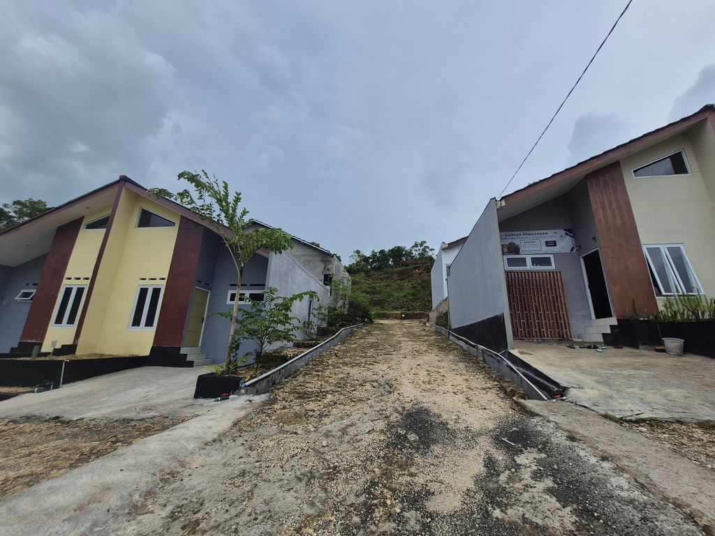 foto posisi tengah perumahan VICTORIA RESIDENCE HILL