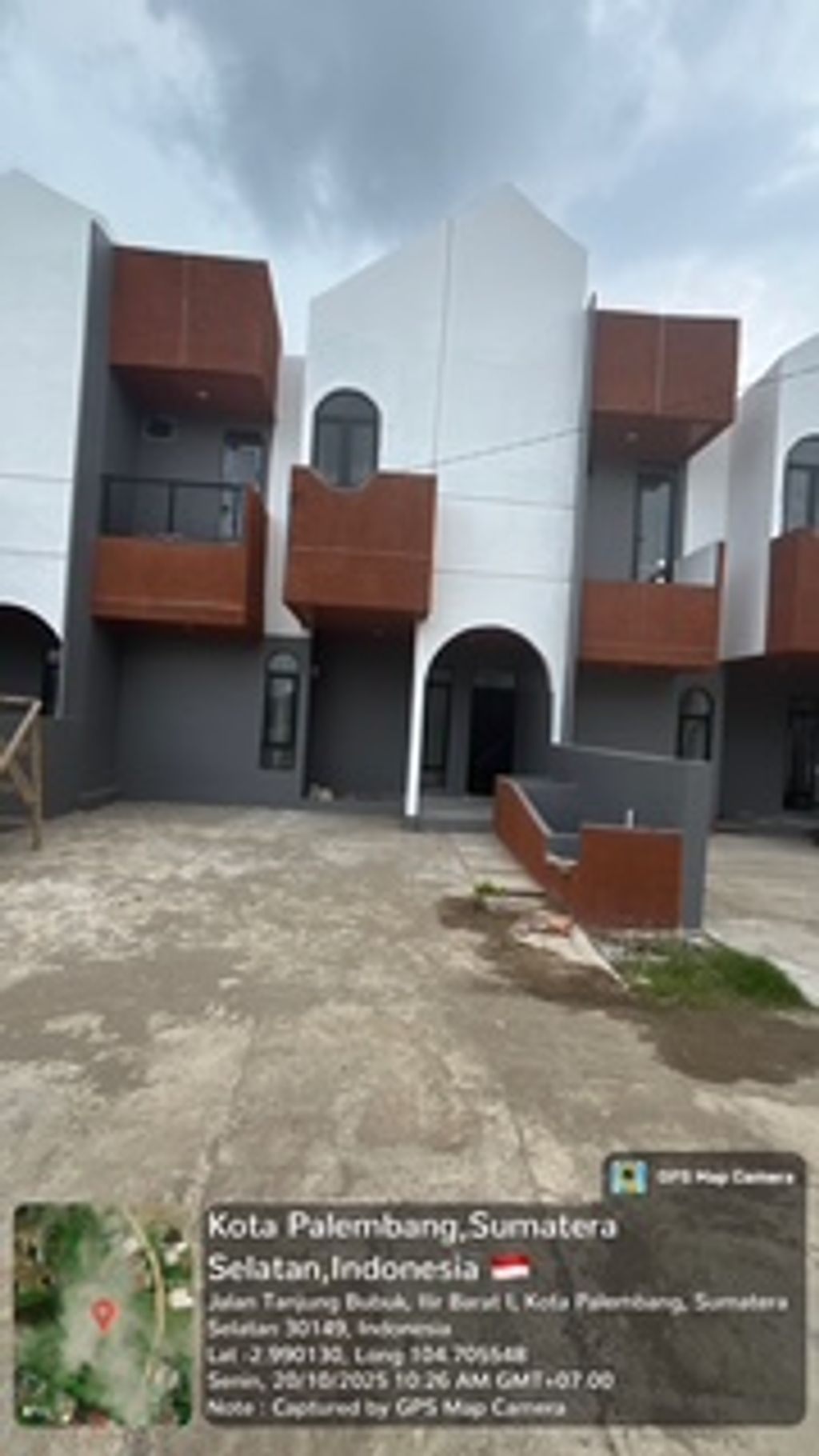 foto contoh rumah perumahan The Charlestown CW 1