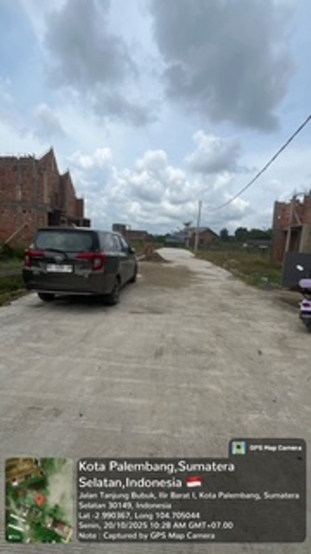 foto posisi tengah perumahan The Charlestown CW 2