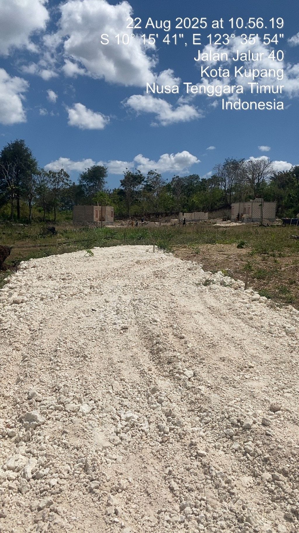 foto gerbang perumahan Mato Regency