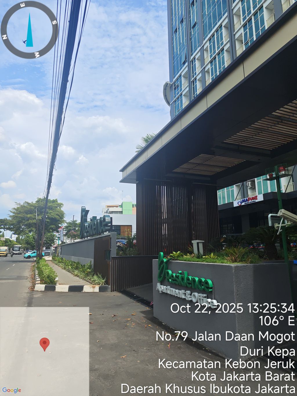 foto gerbang perumahan APARTEMEN B RESIDENCE GROGOL