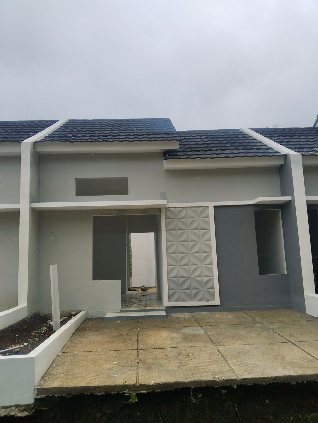 foto contoh rumah perumahan PERUMAHAN PURI SUCEN