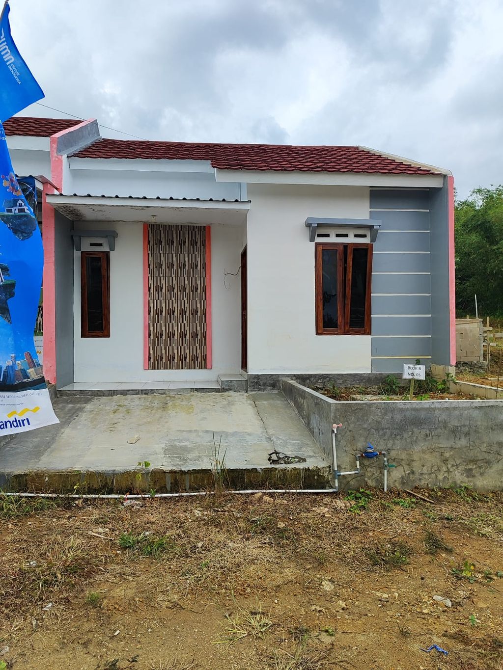 foto tampak rumah tipe 32/66 BLOK C3 perumahan GRIYA WRINGIN ASRI