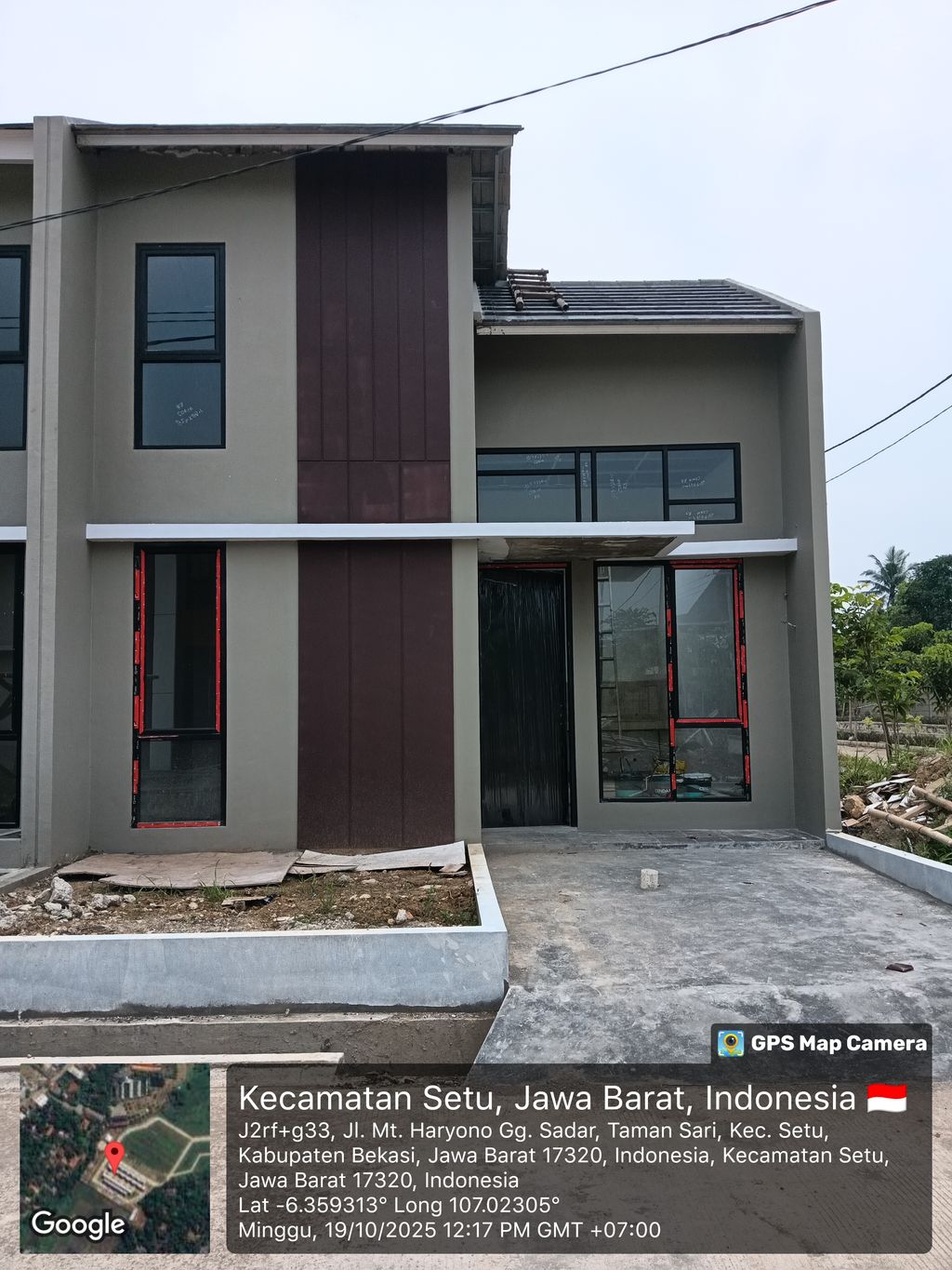 foto tampak rumah tipe MEZZANINE (45/90) perumahan PANORAMA TAMAN SARI