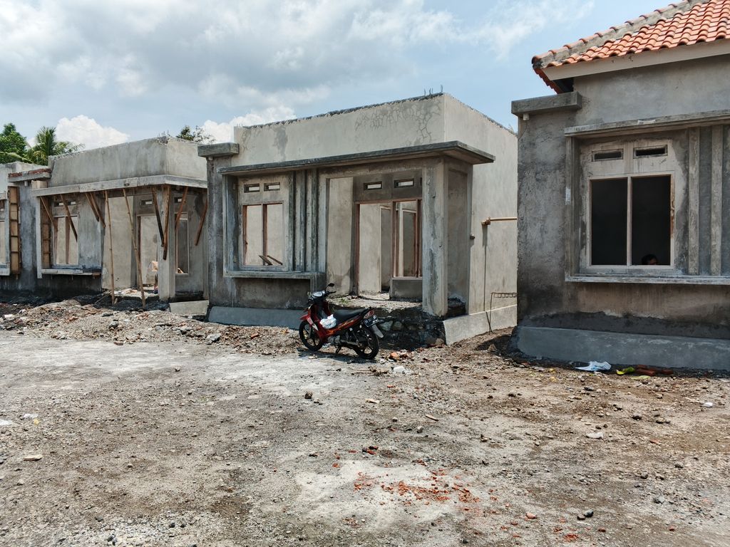 foto posisi tengah perumahan LATIFA DASAN BARU