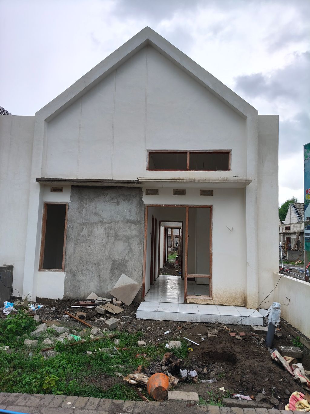 foto contoh rumah perumahan MENANG VIEW