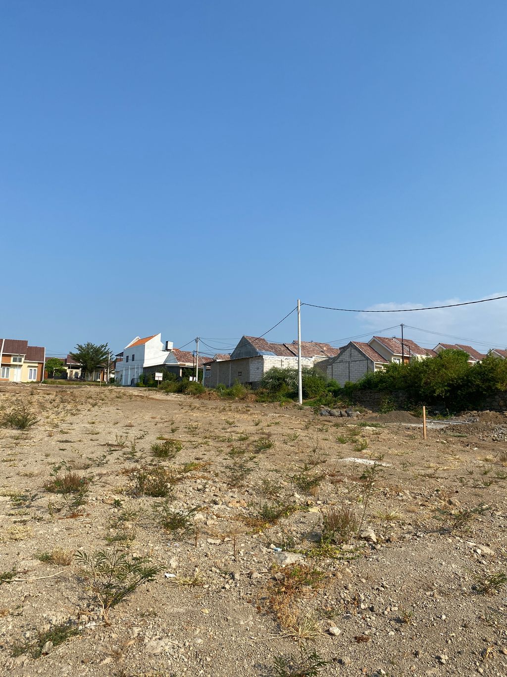 foto posisi tengah perumahan PERMATA GREEN HILL 3