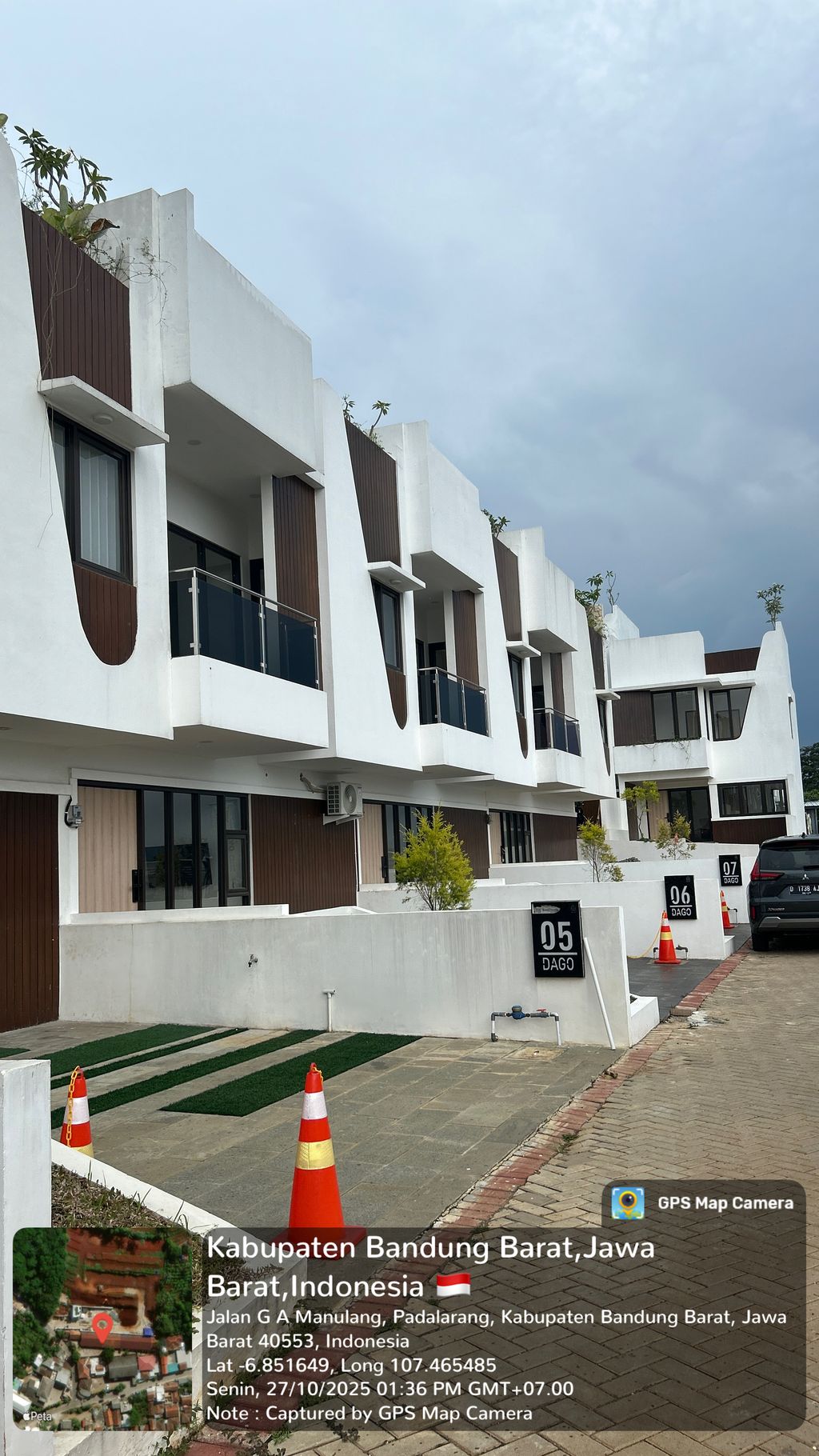foto posisi tengah perumahan Royal Parahyangan