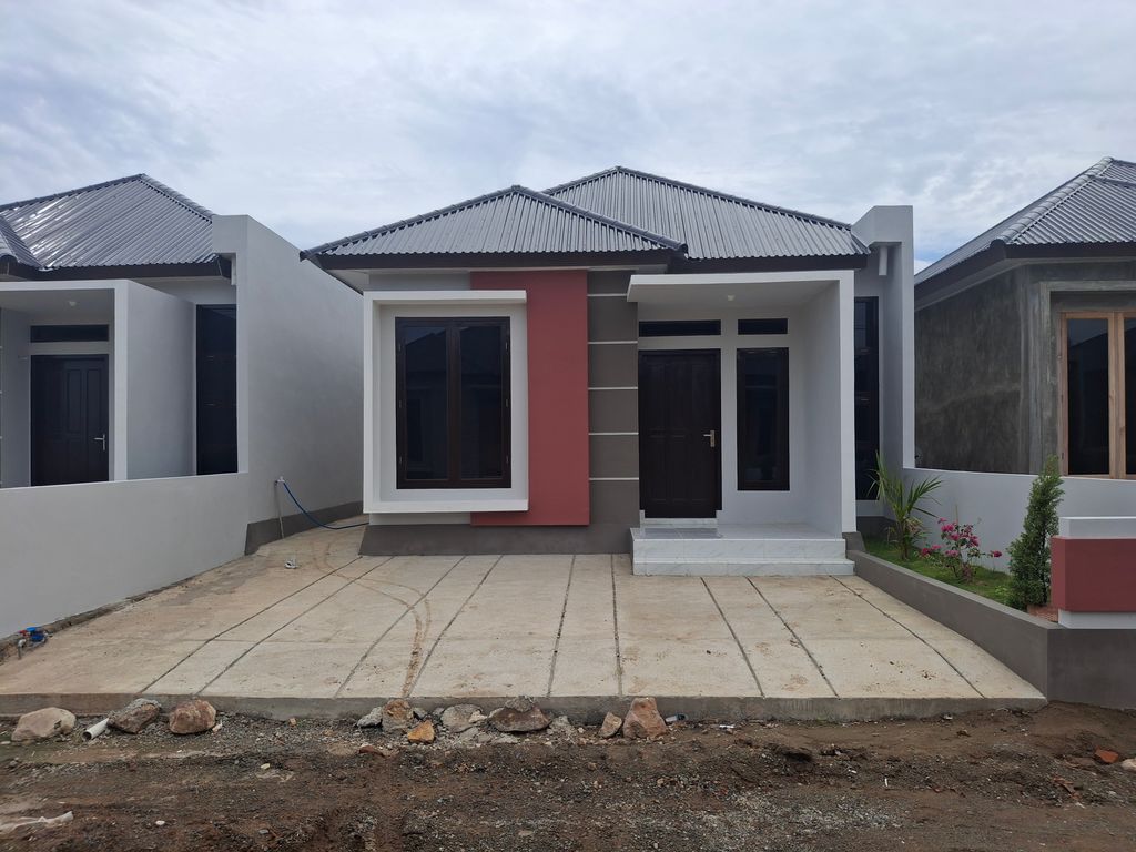 foto tampak rumah tipe 36 perumahan CEMARA ASRI TIBANG 3