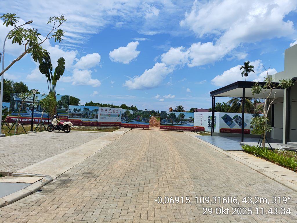 foto posisi tengah perumahan MERYAN MANSION