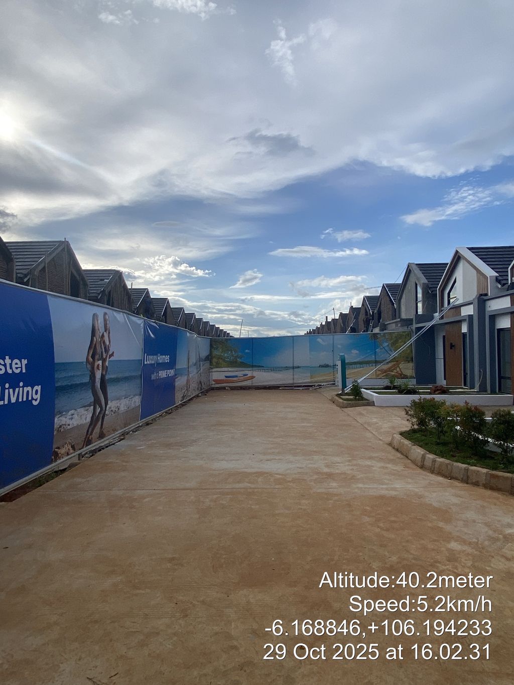 foto posisi tengah perumahan Cluster Cataleya