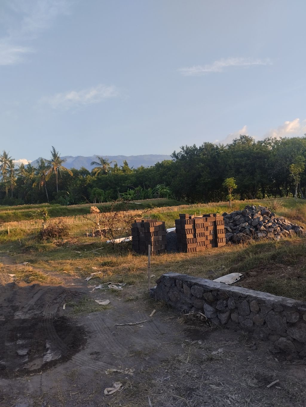 foto posisi tengah perumahan Griya Suputra Panji