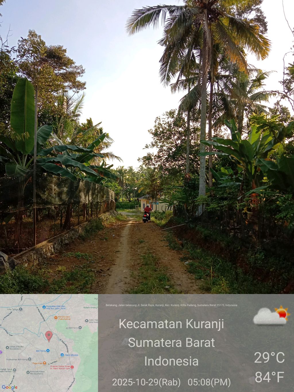 foto posisi tengah perumahan Graha Indah VI ( SALAK )