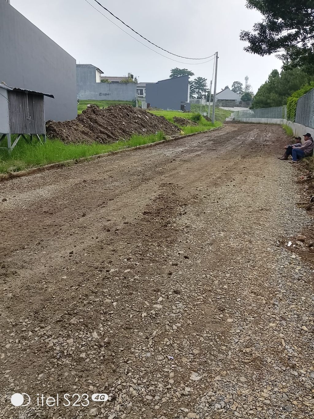 foto posisi tengah perumahan Clutser Tulip II Perumahan Graha Pinus Regency 2