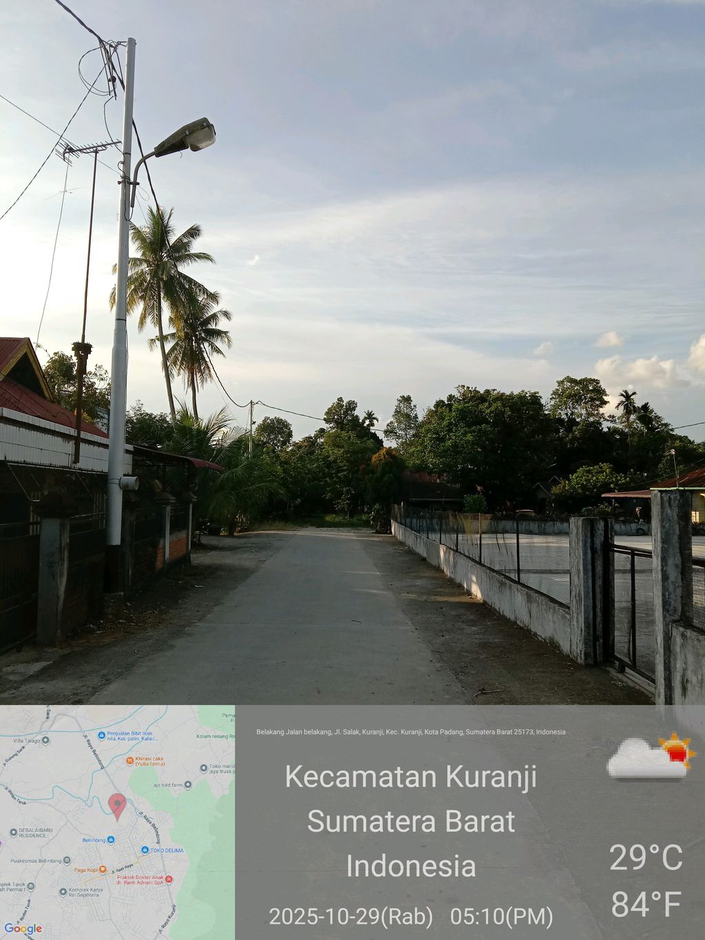 foto gerbang perumahan Graha Indah VI ( SALAK )