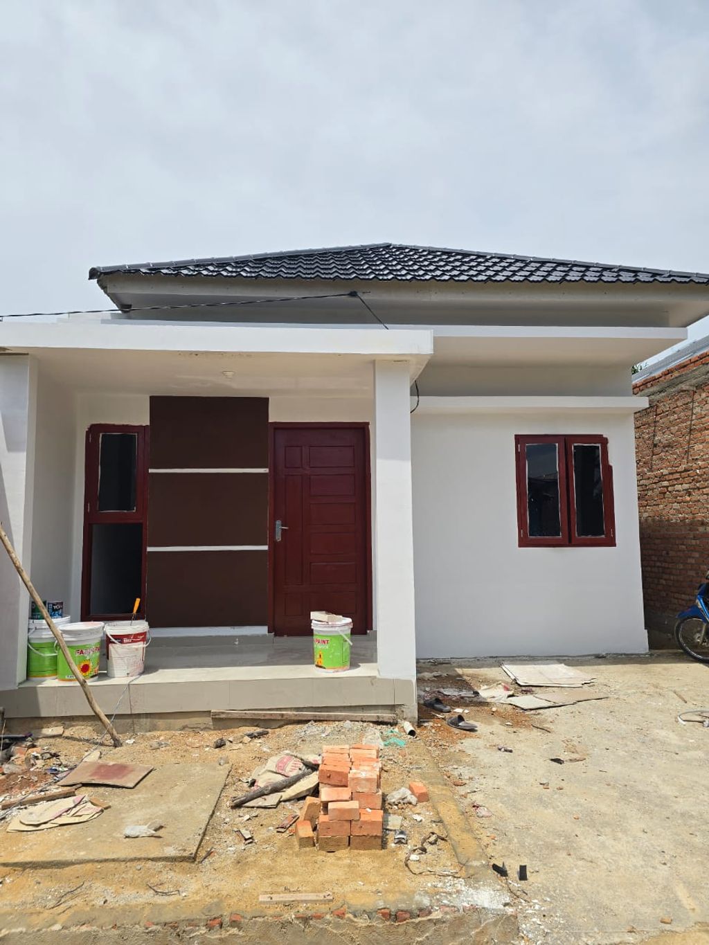 foto tampak rumah tipe 36 perumahan PERUMAHAN BUMI DELTA LAND