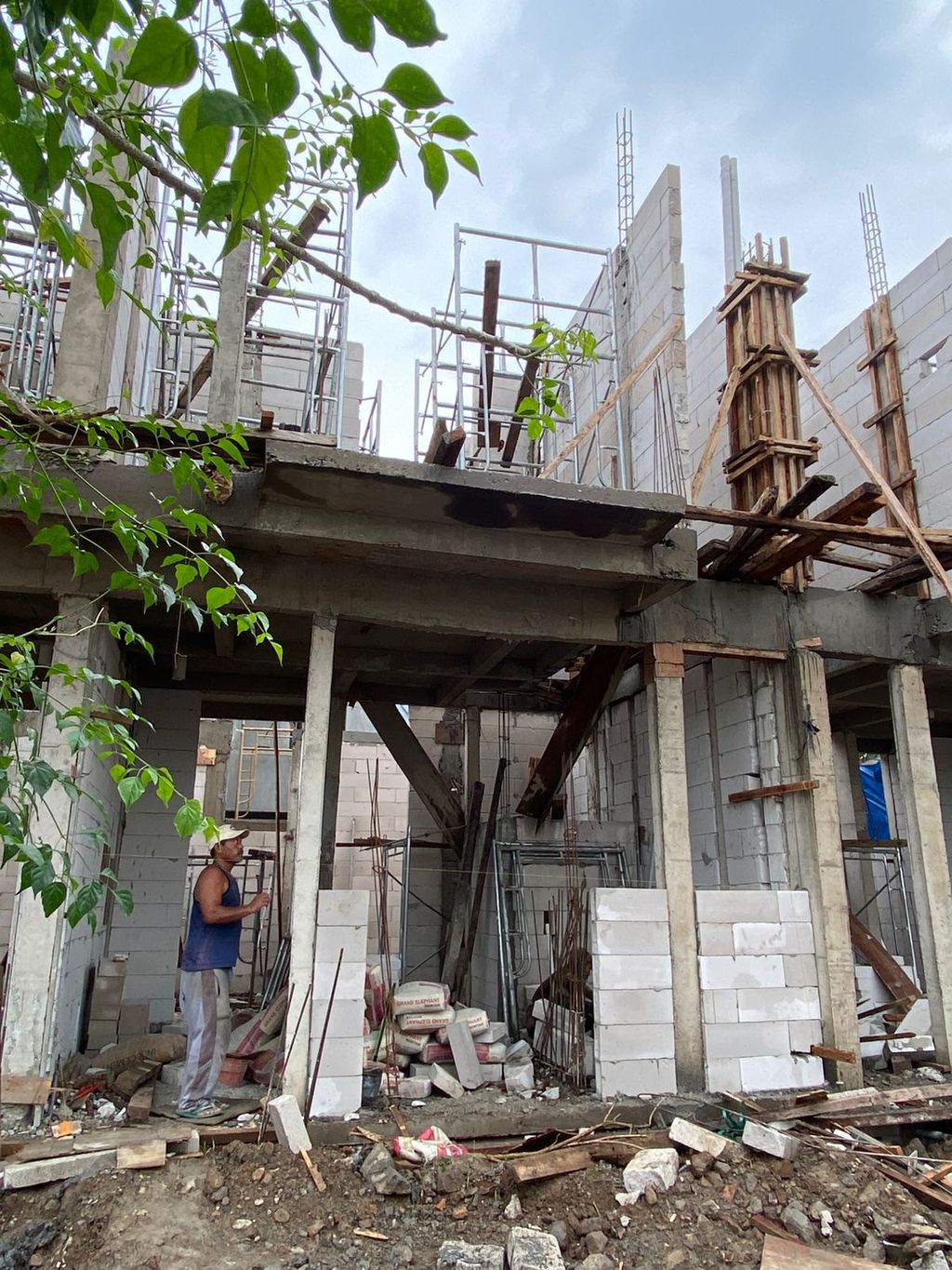 foto tampak rumah tipe CLUSTER PALAIS F6-08 perumahan Opra City