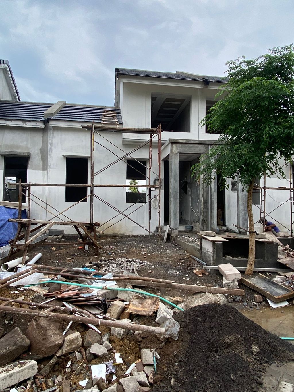 foto tampak rumah tipe CLUSTER PALAIS F8-11 perumahan Opra City