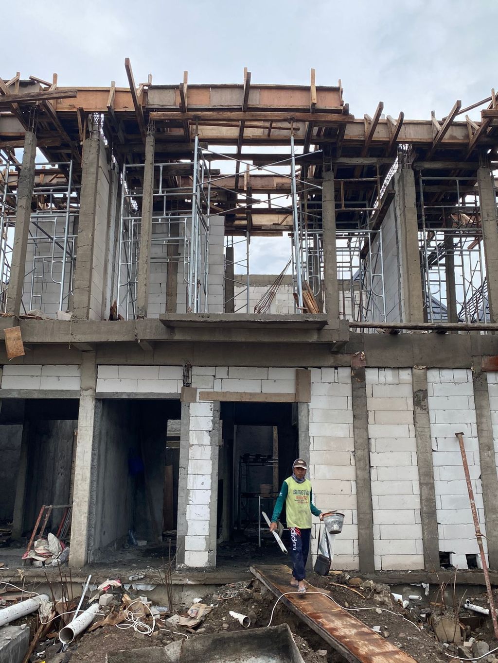 foto tampak rumah tipe CLUSTER PALAIS F6-22 perumahan Opra City