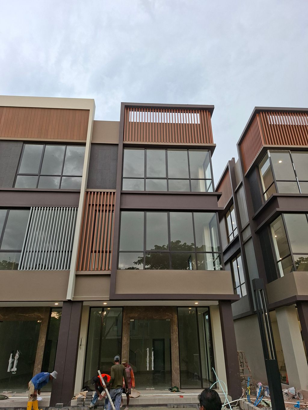 foto contoh rumah perumahan RUKO CITYHUB