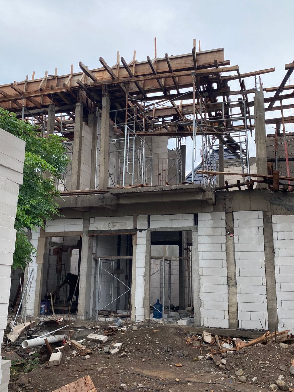 foto tampak rumah tipe CLUSTER PALAIS F6-18 perumahan Opra City