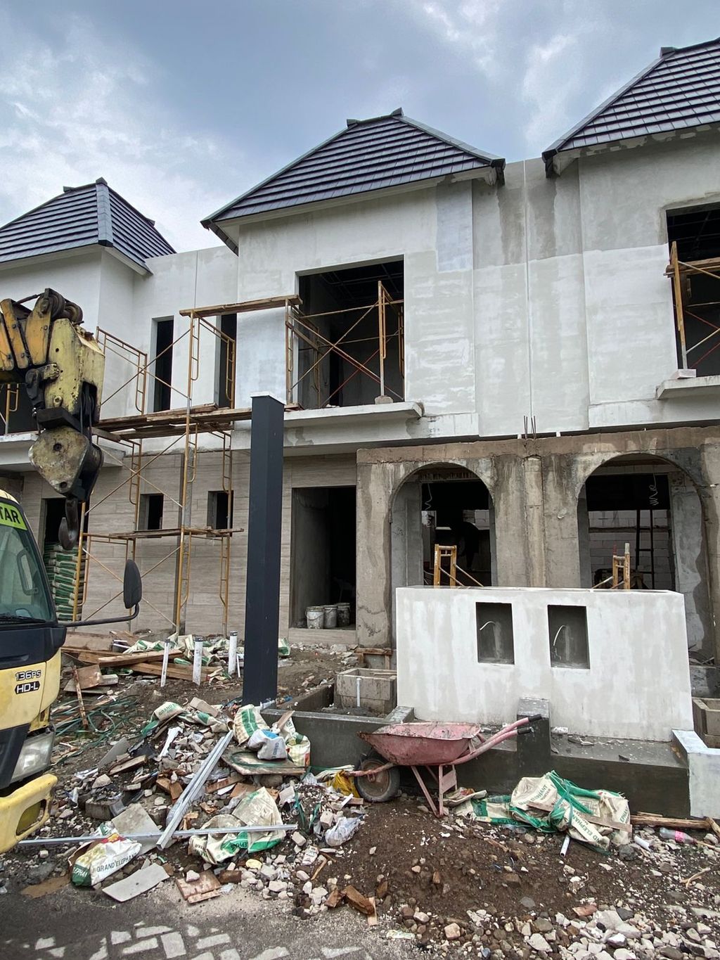 foto tampak rumah tipe CLUSTER PALAIS F6-19 perumahan Opra City