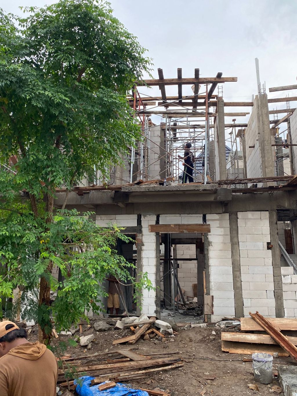 foto tampak rumah tipe CLUSTER PALAIS F6-12 perumahan Opra City