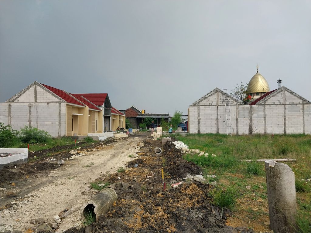 foto posisi tengah perumahan PURI SAHABAT