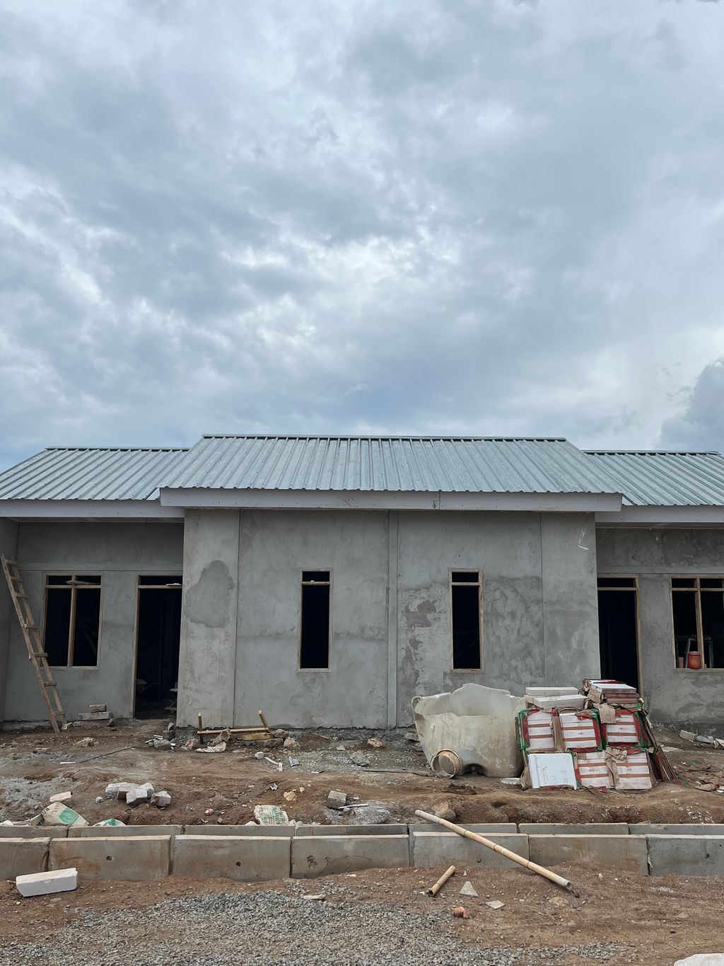 foto contoh rumah perumahan BUMI FINDARIA MAS 5