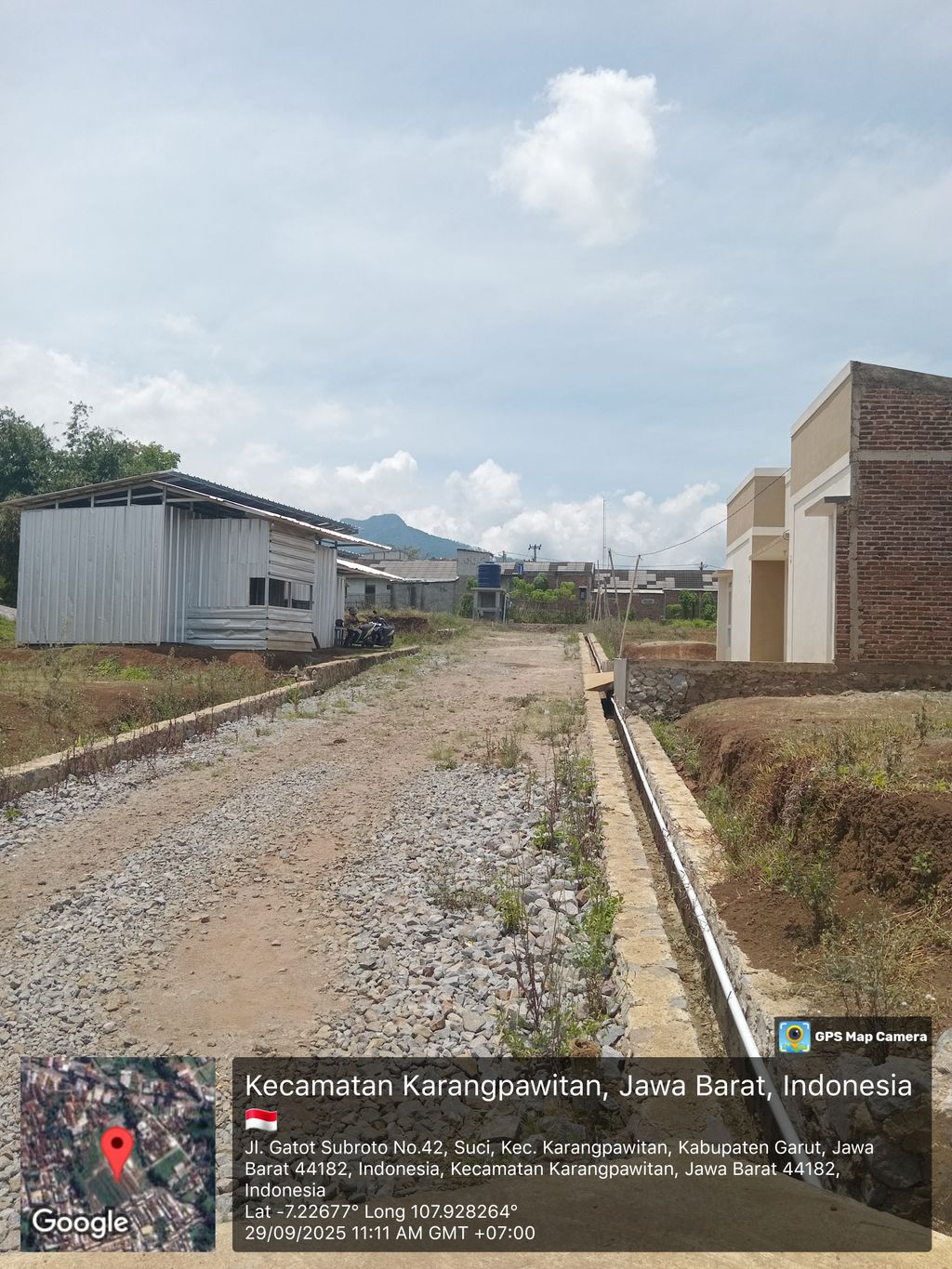 foto posisi tengah perumahan Cendana Residence