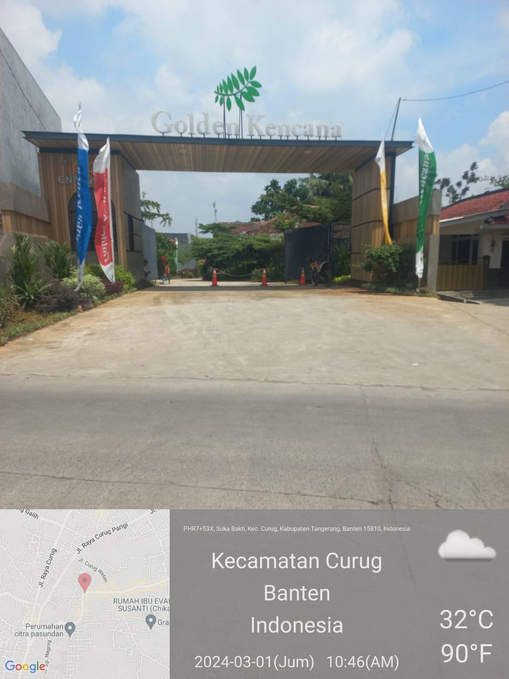 foto gerbang perumahan GOLDEN KENCANA