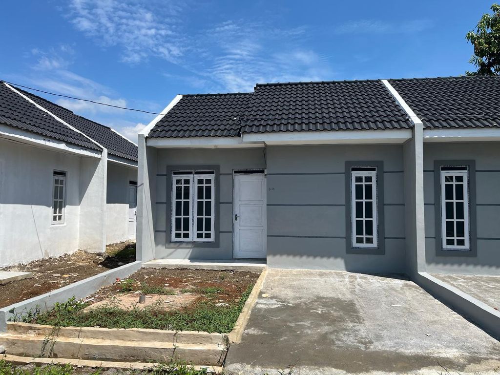 foto tampak rumah tipe 30/72 perumahan Bumi pagaden permai 3
