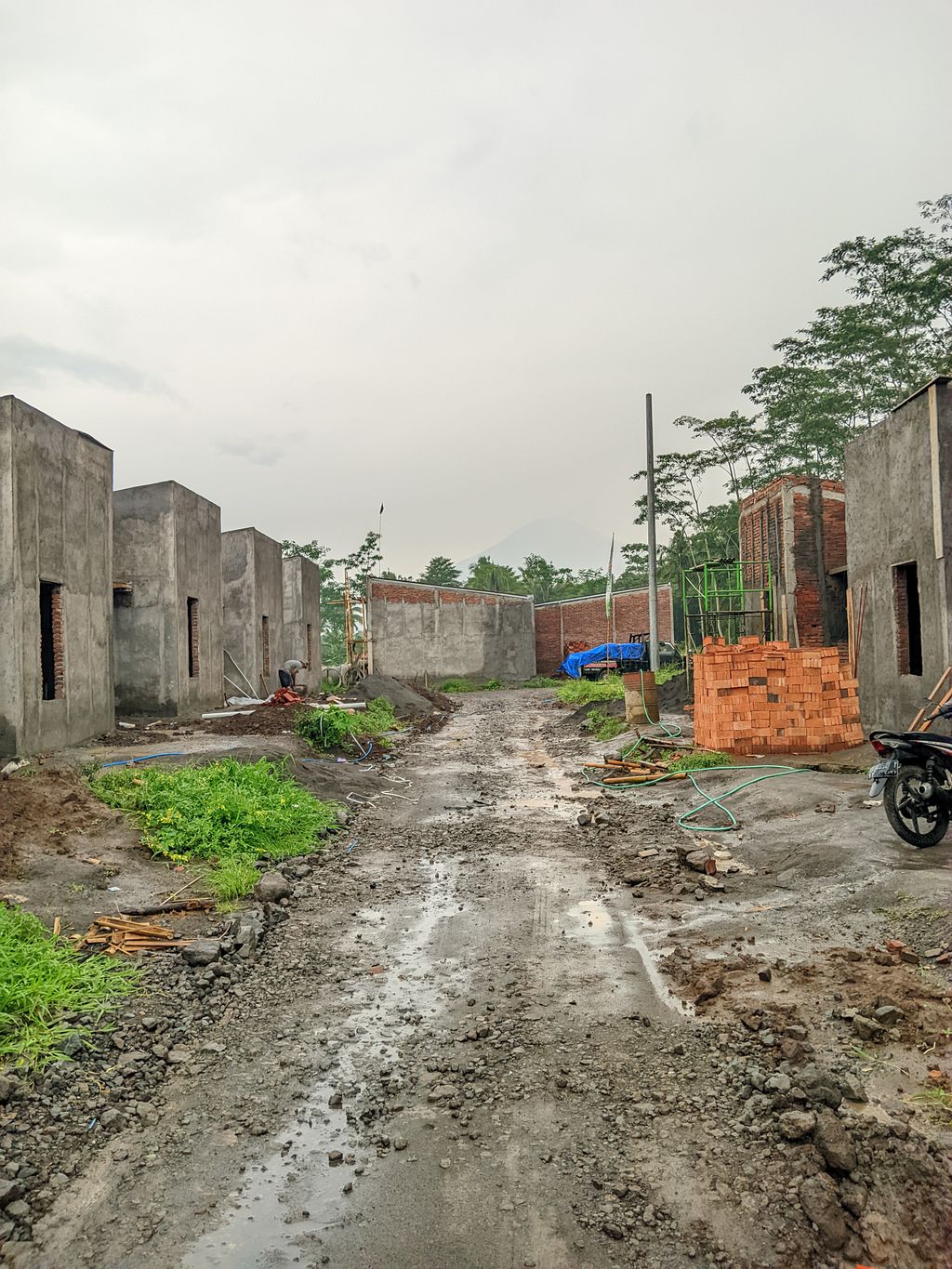 foto posisi tengah perumahan Marisland Pakelan